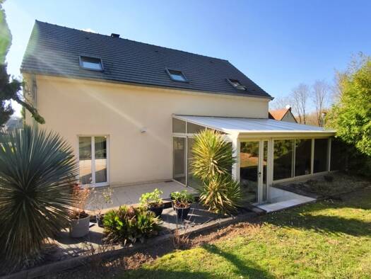 Maison à vendre 279 000 € 7 pièces 6 chambres 161,5 m² 3 083 m² de terrain Les Septvallons 02160