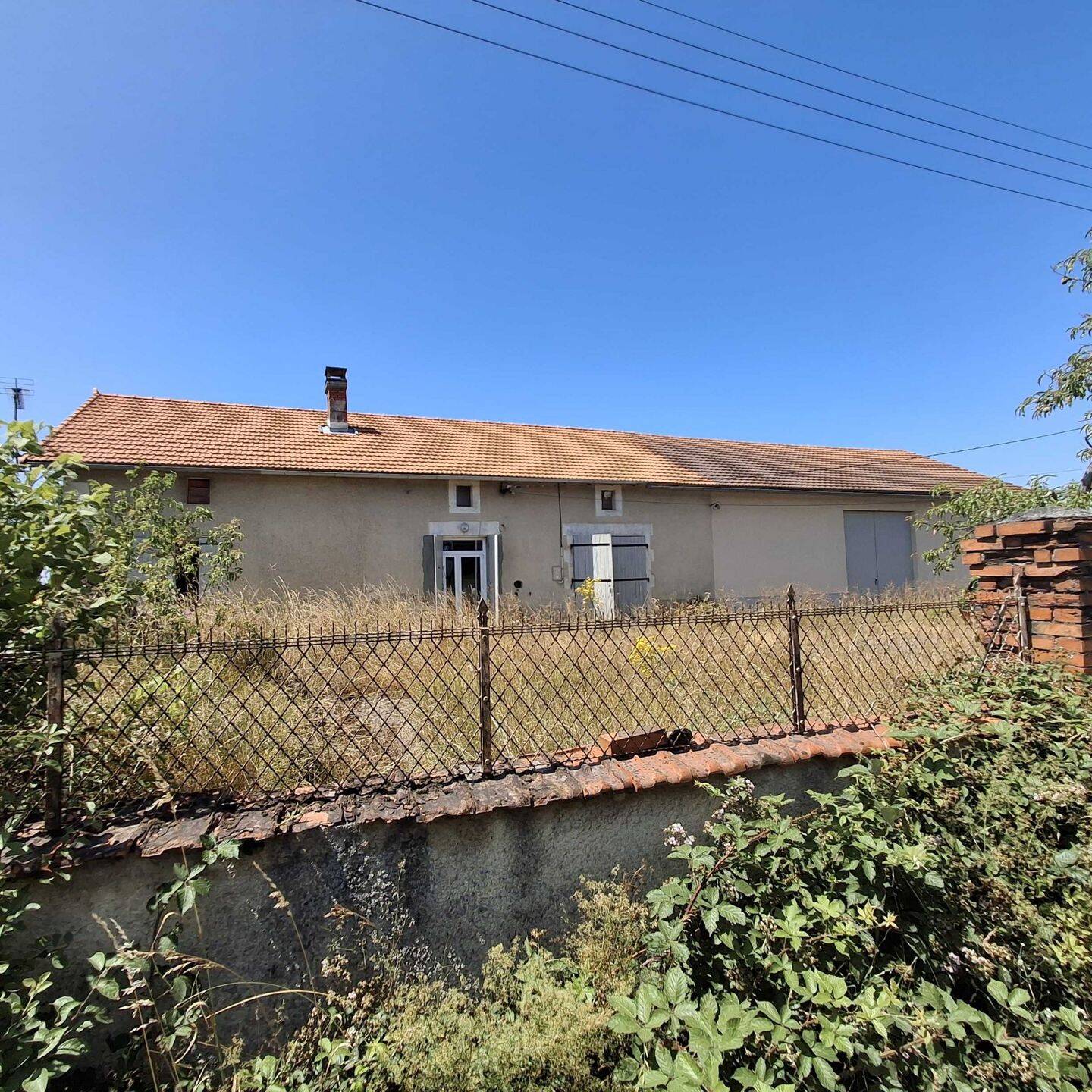 Maison 4 pièces 84 m² · à Terres-de-Haute-Charente · 84 m² · 96 300 €
