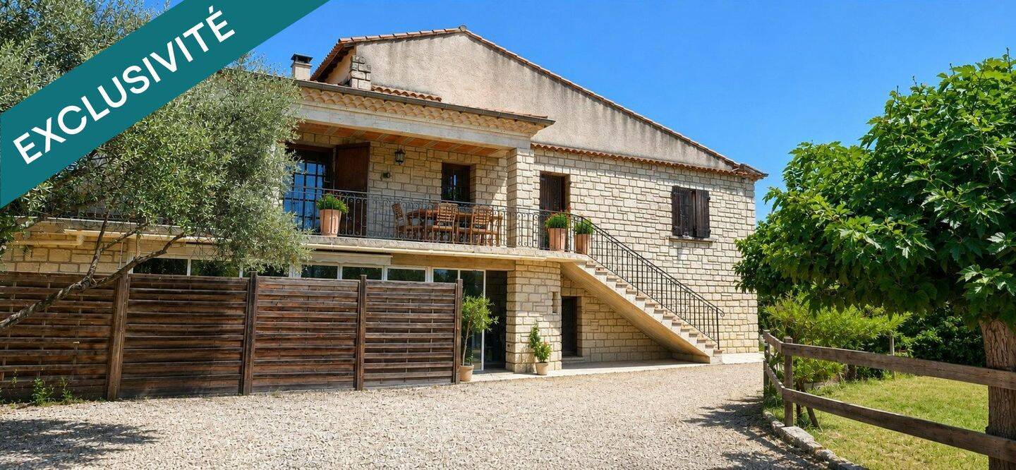 Maison 9 pièces 250 m² · à Pernes-les-Fontaines · 250 m² · 320 000 €