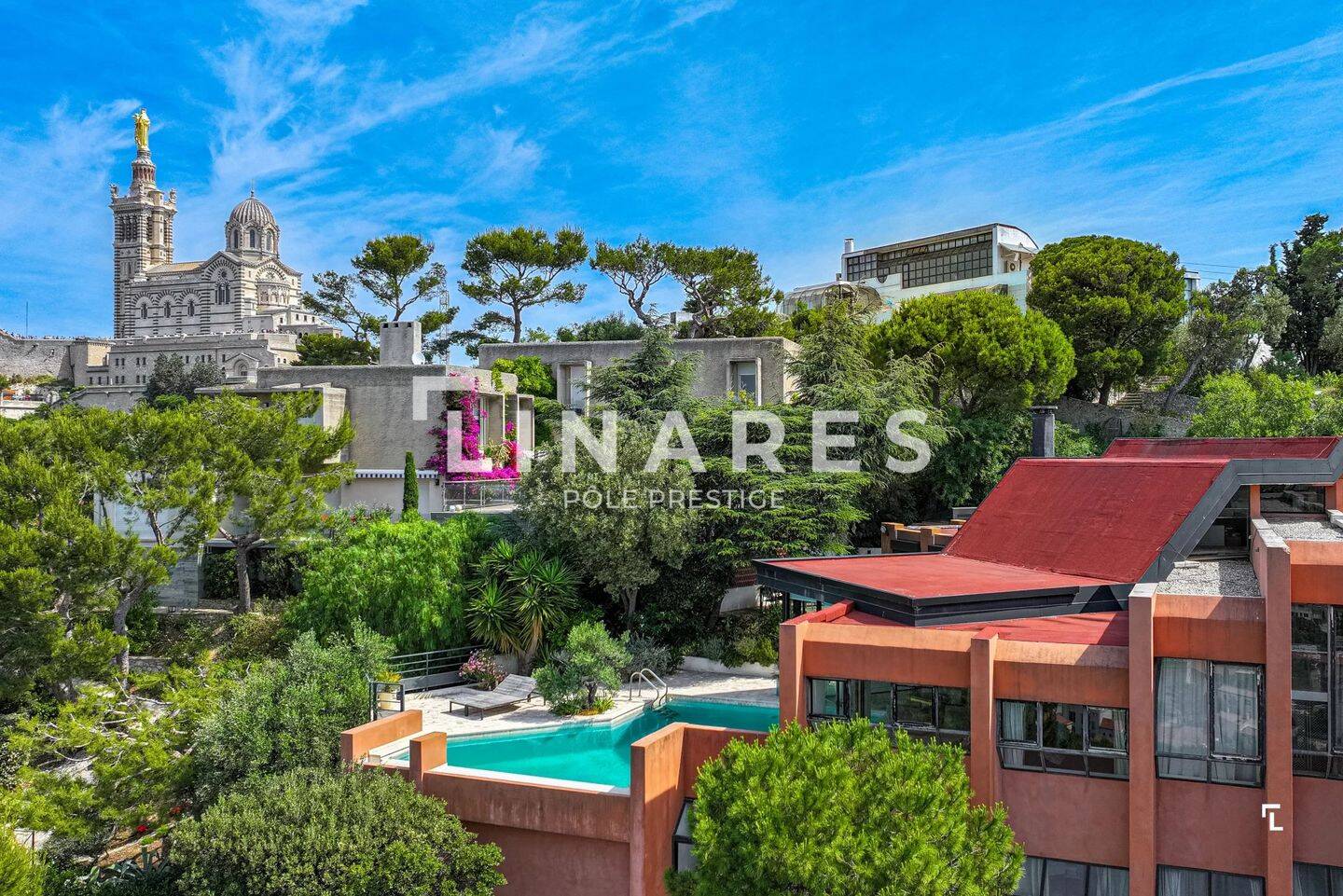 Maison 11 pièces 491 m² · à Marseille 7ème Arrondissement · 491 m² · 3 990 000 €
