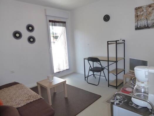 Appartement à louer 320 € 1 pièce 17,4 m² dès le 28/04/2026 La Chaume-Les Riaux Le Creusot 71200