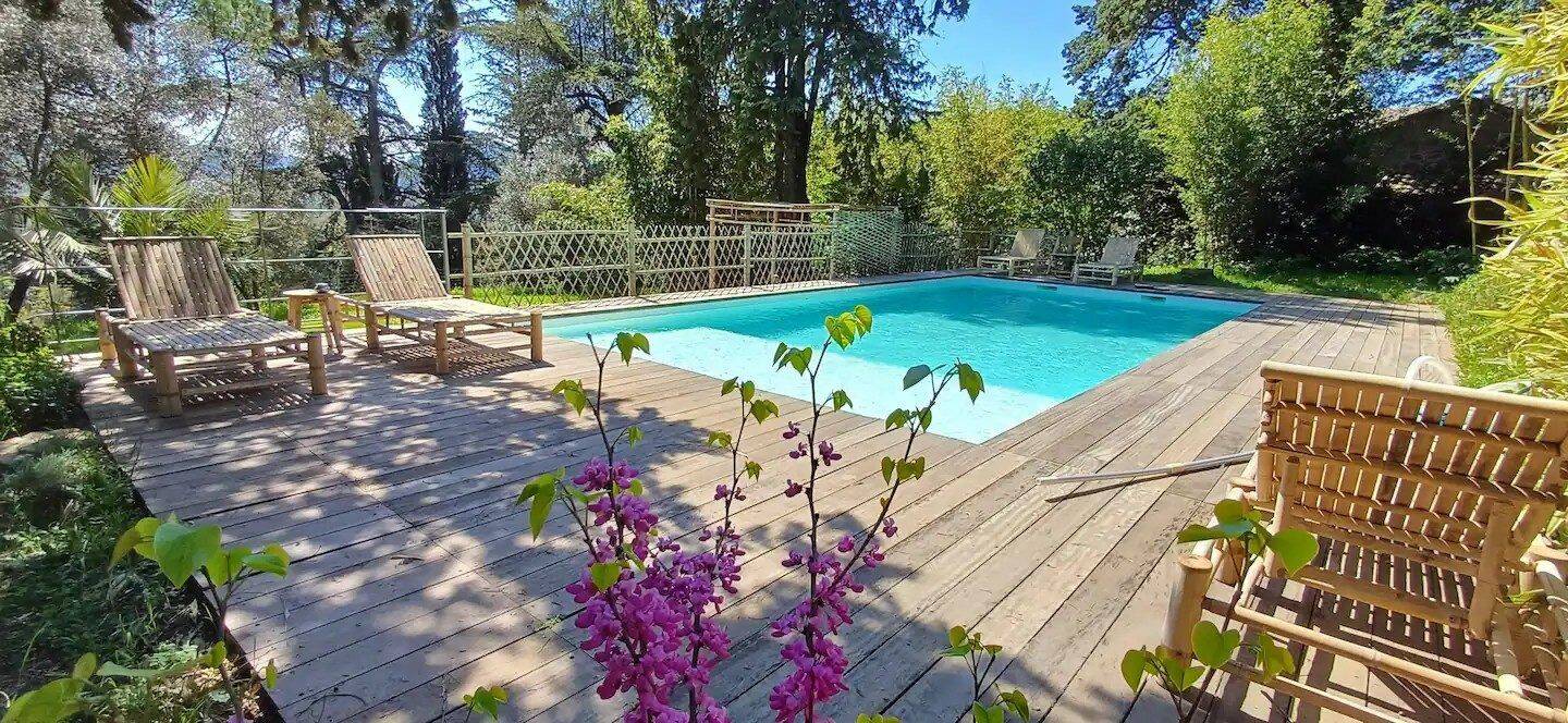 Maison 10 pièces 161 m² · à Générargues · 160,7 m² · 393 000 €