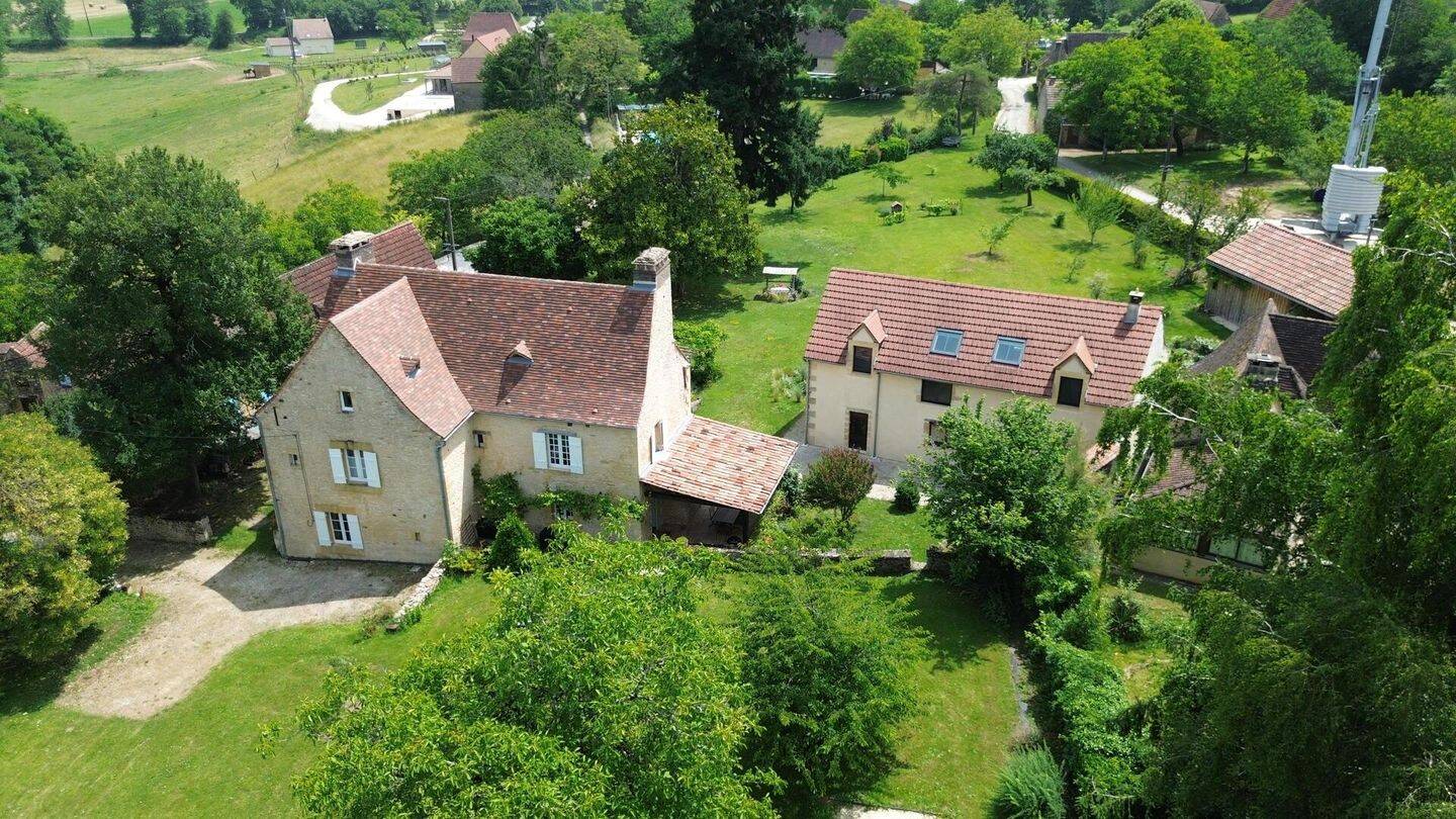 Maison 8 pièces 295 m² · à Saint-Cyprien · 295 m² · 750 000 €
