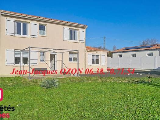 Maison à vendre 285 000 € 4 pièces 3 chambres 88 m² 917 m² de terrain Marennes 17320