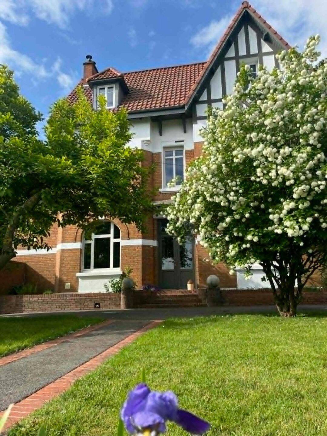 Maison 5 pièces 179 m² · à Barlin · 179 m² · 325 000 €