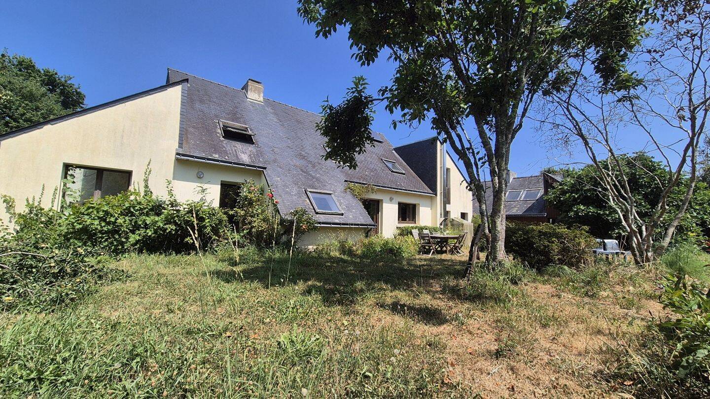 Maison 7 pièces 184 m² · à Clohars-Carnoët · 184 m² · 598 000 €