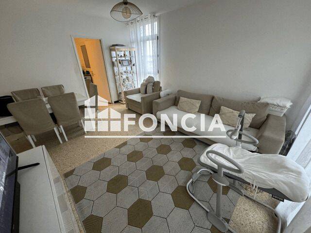 Appartement 3 pièces 64 m² · à Salon-de-Provence · 63,9 m² · 689 €/mois