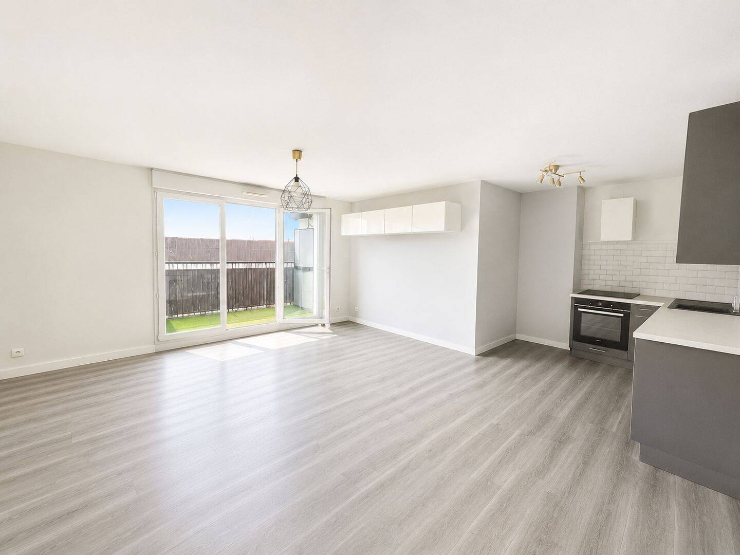 Appartement 3 pièces 66 m² · à Romainville · 65,7 m² · 1 490 €/mois