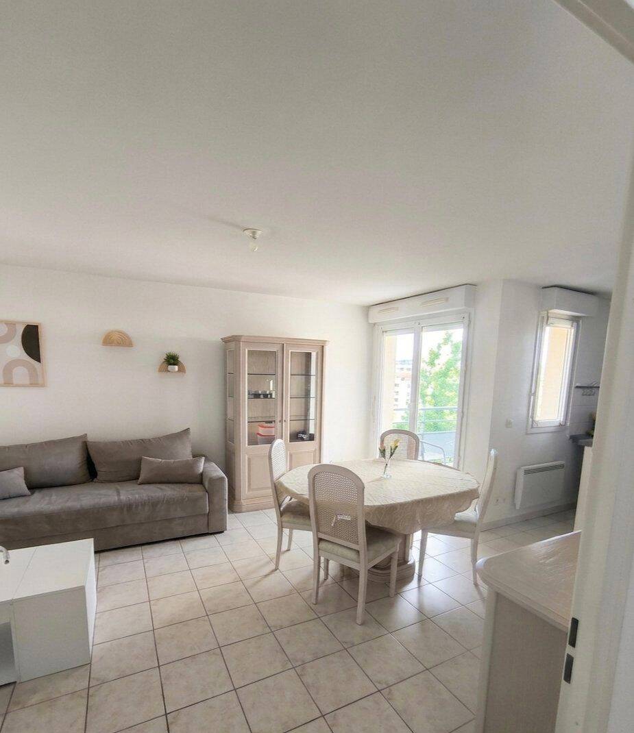 Appartement 3 pièces 55 m² · à Avion · 55 m² · 720 €