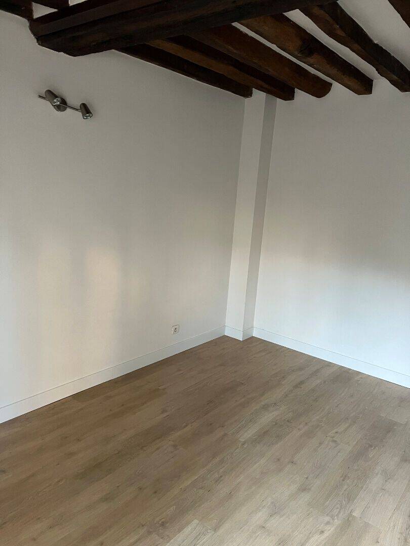 Appartement 1 pièce 14 m² · à Caen · 14,2 m² · 385 €/mois