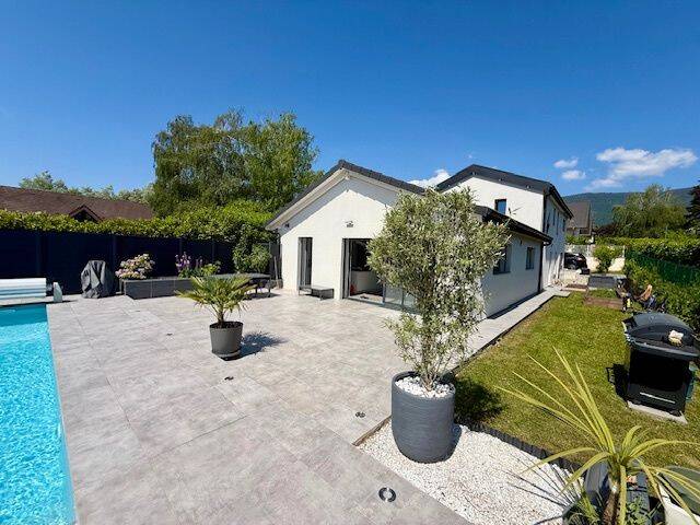 Maison 7 pièces 190 m² · à Divonne-les-Bains · 190 m² · 1 195 000 €