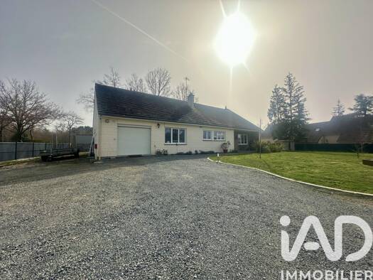 Maison à vendre 362 000 € 9 pièces 6 chambres 156 m² 2 000 m² de terrain Campagne Changé 72560