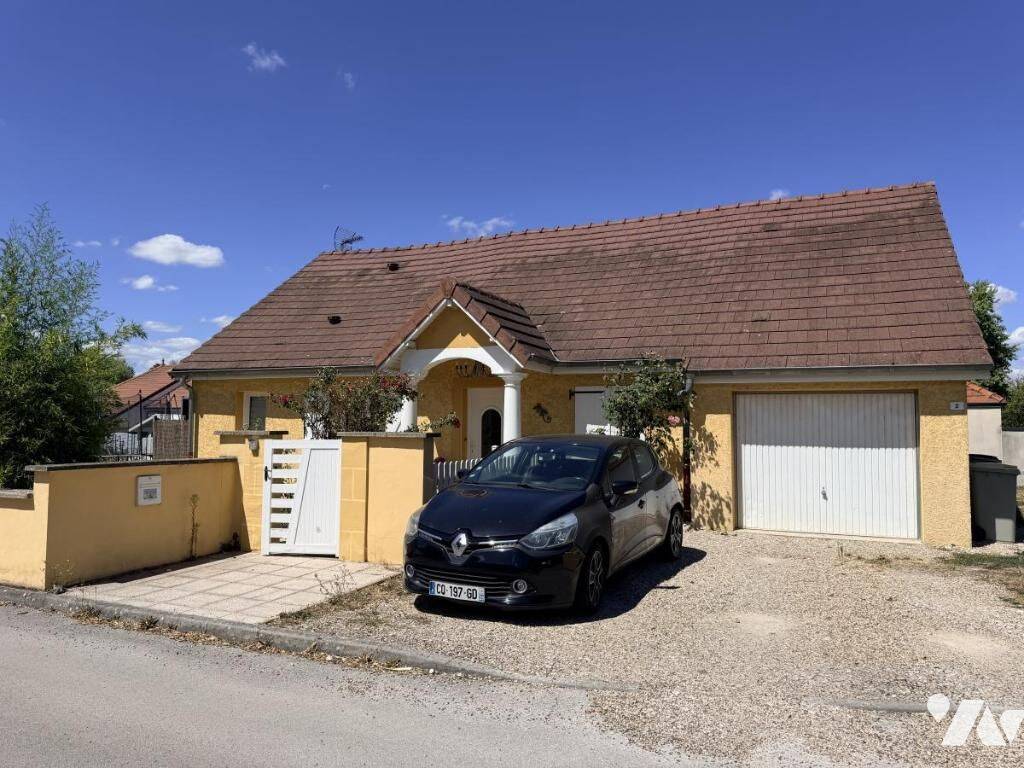 Maison 1 pièce 91 m² · à Foucherans · 91 m² · 1 000 €