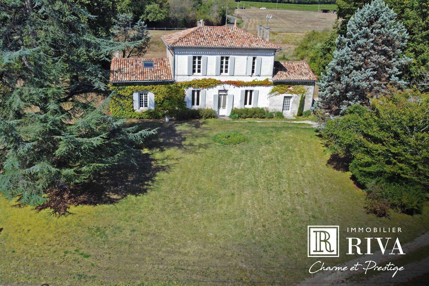 Maison 8 pièces 220 m² · à Camblanes-Et-Meynac · 220 m² · 599 000 €