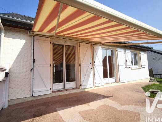 Maison de plain-pied à vendre 262 000 € 3 pièces 2 chambres 95 m² 540 m² de terrain Agglomeration Melesse 35520