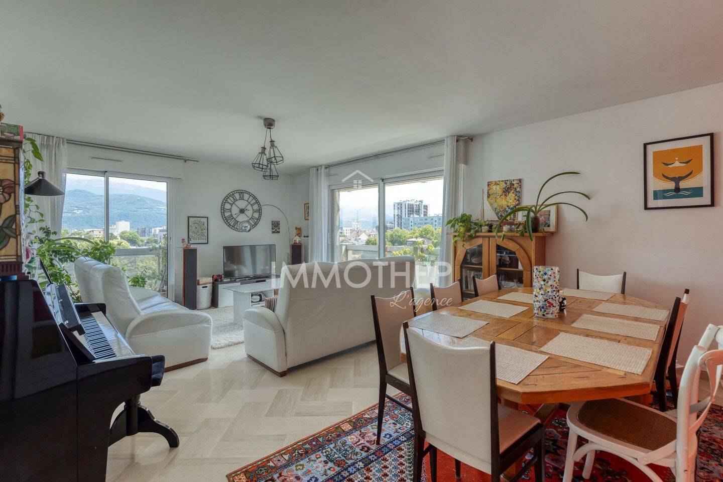 Appartement 5 pièces 130 m² · à Grenoble · 130 m² · 335 000 €