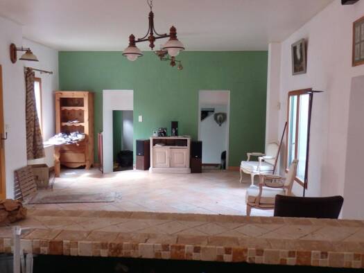 Maison à vendre 155 990 € 8 pièces 5 chambres 200 m² 313 m² de terrain Centre Guingamp 22200