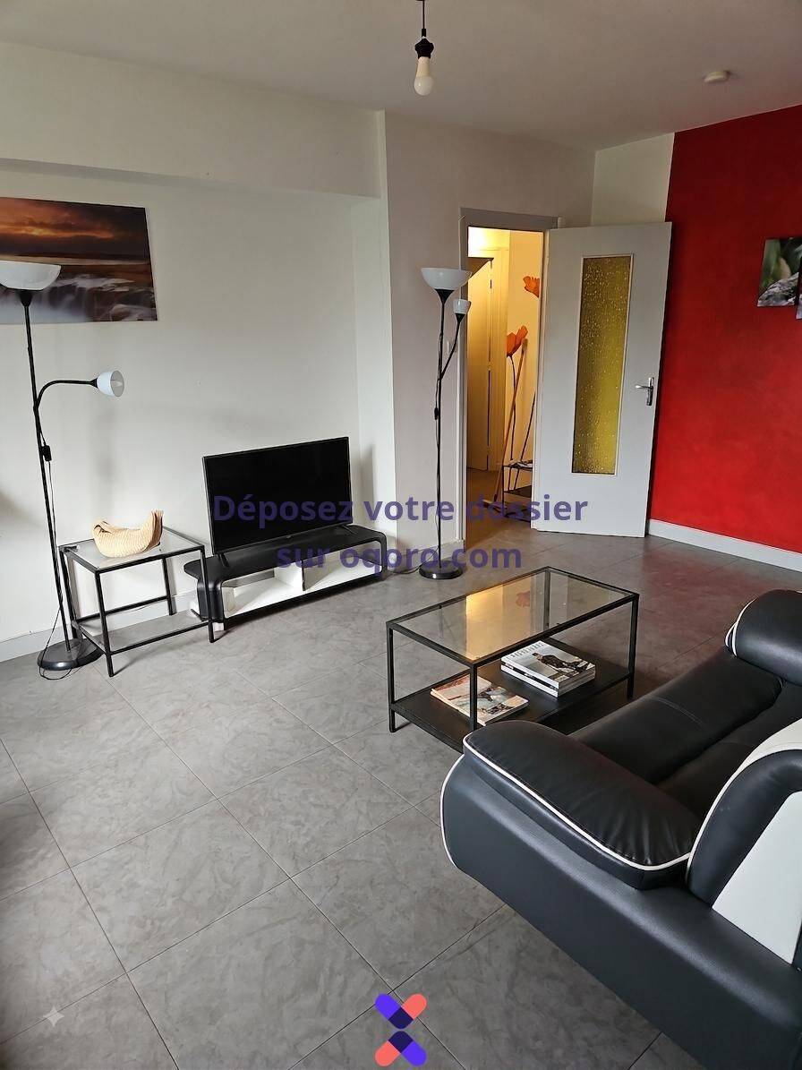 Appartement 5 pièces 86 m² · à Saint-Étienne · 86 m² · 750 €