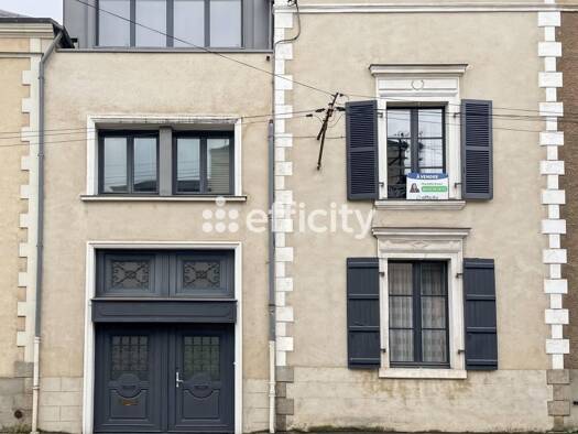 Maison à vendre 399 600 € 9 pièces 6 chambres 223 m² 306 m² de terrain Centre Ville Rive Gauche Laval 53000