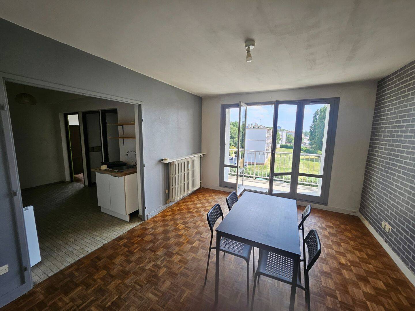 IDEAL COLOCATION A 2 (ou famille): VILLEURBANNE metro Flachet — 1