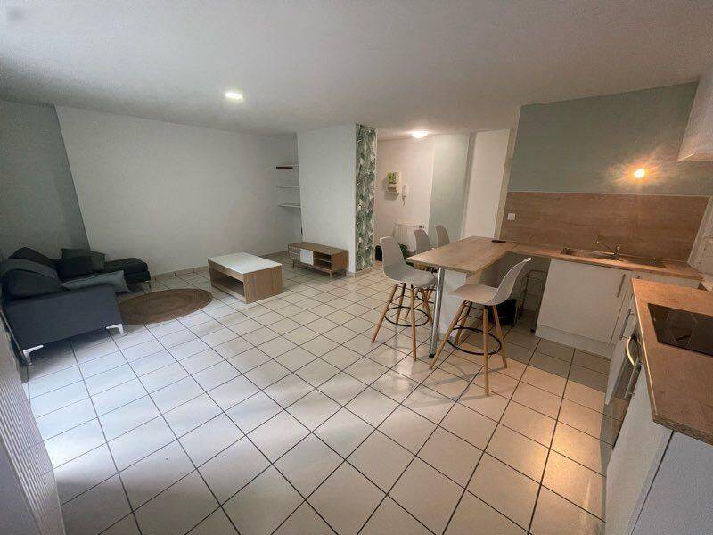 Appartement 2 pièces 57 m² · à Saint-Étienne · 57 m² · 490 €