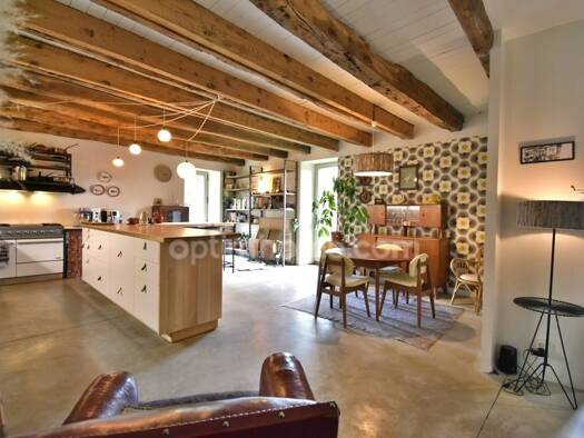 Maison à vendre 599 000 € 9 pièces 3 chambres 303 m² 7 748 m² de terrain Vannes 56000