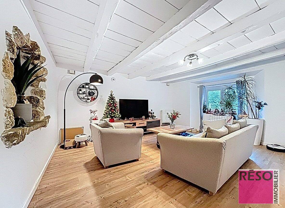 Maison 6 pièces 157 m² · à Saint-Cergues · 157 m² · 449 000 €