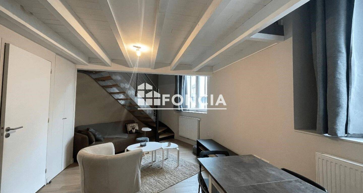 Appartement 2 pièces 52 m² · à Saint-Étienne · 52,2 m² · 523 €