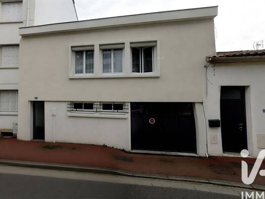 Appartement à vendre 210 900 € 2 pièces 1 chambre 56,4 m² RDC/2 Centre Ville Royan 17200