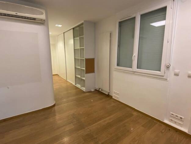 Espace bureau à louer 7 282 € 180 m² de bureaux Emeriau-Zola Paris 15ème arrondissement 75015