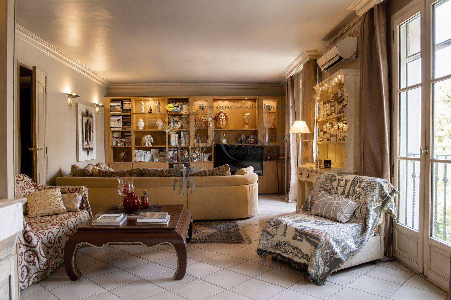 Maison 10 pièces 246 m² · à Bastia · 246,3 m² · 1 180 000 €