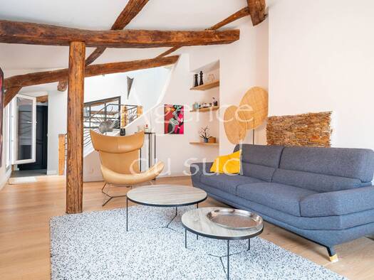 Appartement à vendre 385 000 € 5 pièces 4 chambres 122 m² Étage 2/2 Le Centre Auriol 13390