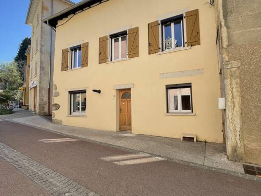 Maison à vendre 199 000 € 4 pièces 3 chambres 120 m² Courzieu 69690