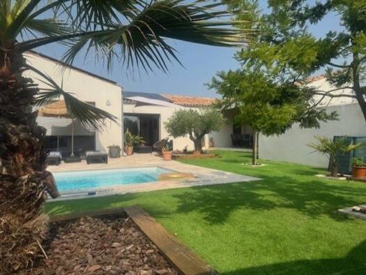 Maison à vendre 598 000 € 5 pièces 3 chambres 130 m² 500 m² de terrain La Jarrie 17220