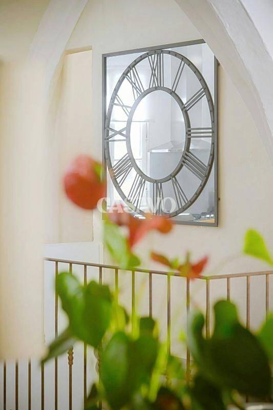 Maison 7 pièces 324 m² · à Arles · 324 m² · 725 000 €