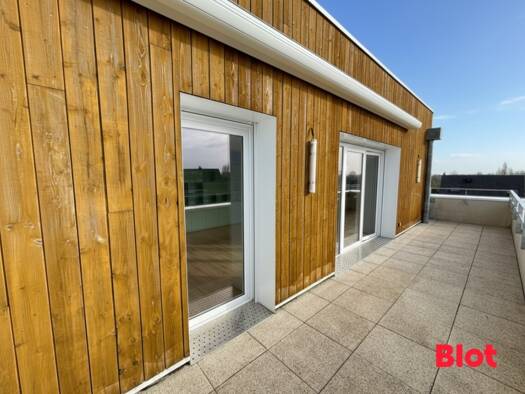 Appartement à vendre 346 500 € 4 pièces 3 chambres 89,8 m² RDC/2 Chartres-de-Bretagne 35131