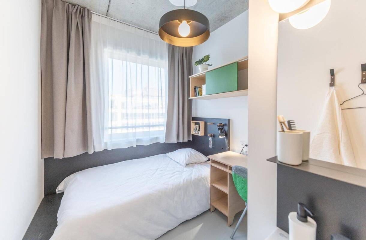 Appartement 1 pièce 71 m² · à Noisy-le-Grand · 71 m² · 780 €
