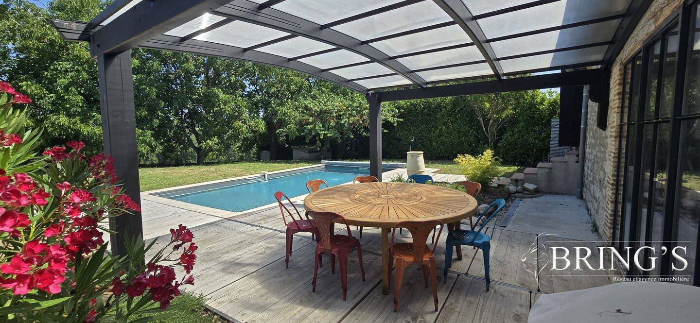 Maison 6 pièces 233 m² · à Cazes-Mondenard · 233 m² · 329 000 €