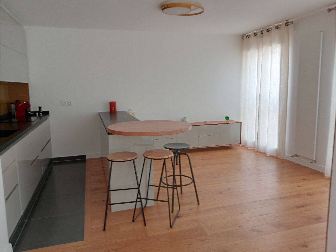 Appartement 2 pièces 51 m² · à Saint-Cloud · 50,7 m² · 1 550 €