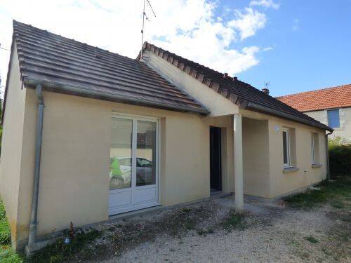 Maison 4 pièces 85 m² · à Veaugues · 85 m² · 639 €/mois