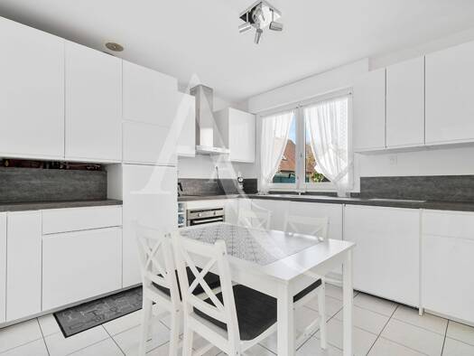 Maison à vendre 780 000 € 6 pièces 4 chambres 130 m² 514 m² de terrain Tête de Girafe Chatou 78400