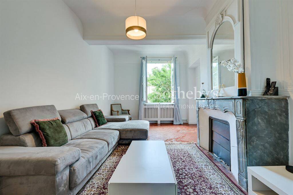 Appartement 3 pièces 96 m² · à Aix-en-Provence · 96 m² · 2 950 €
