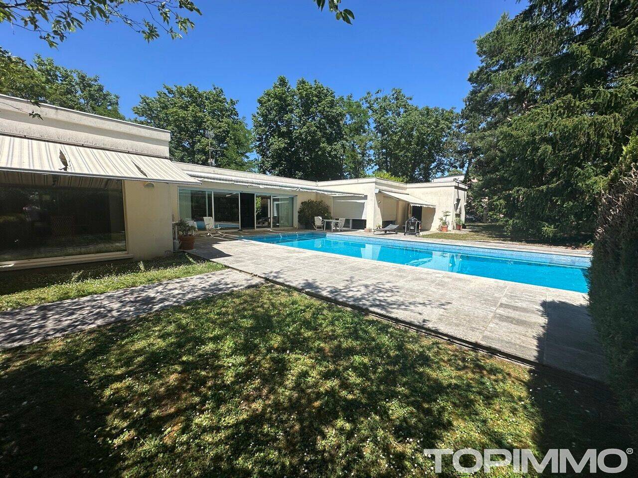 Maison 8 pièces 336 m² · à Brunstatt-Didenheim · 336 m² · 1 790 000 €