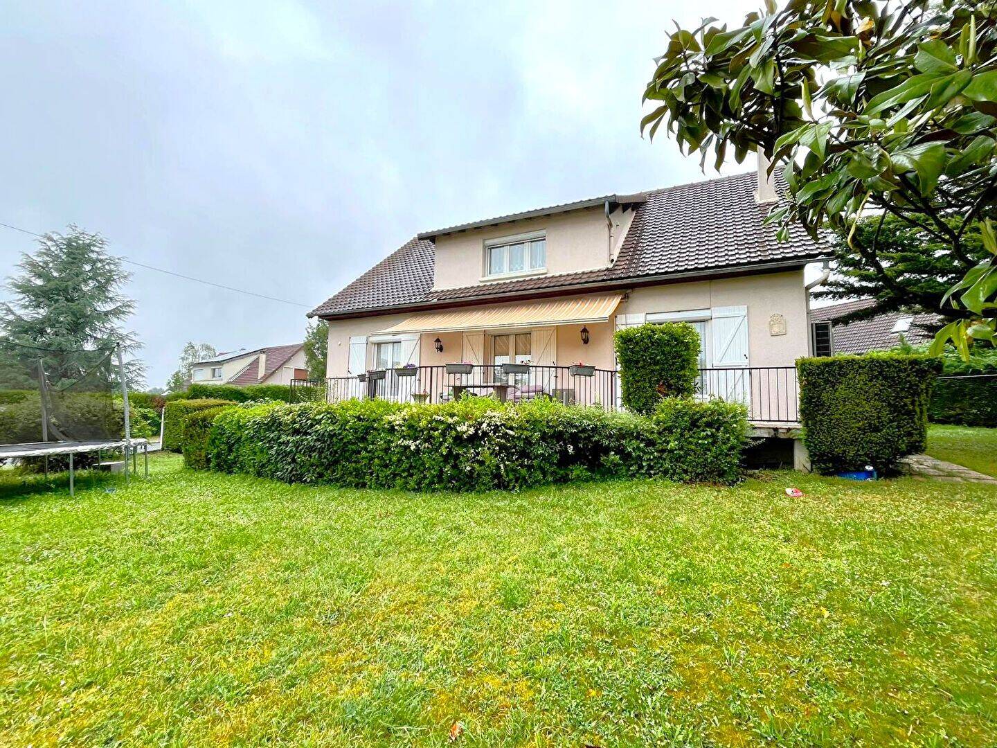 Maison 6 pièces 190 m² · à Dordives · 190 m² · 299 500 €