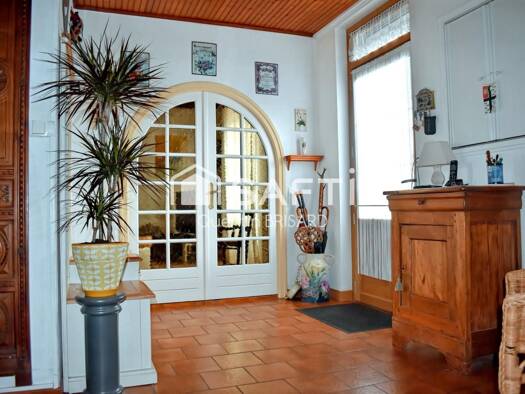 Maison à vendre 209 000 € 5 pièces 3 chambres 141 m² 480 m² de terrain Le Faouët 56320