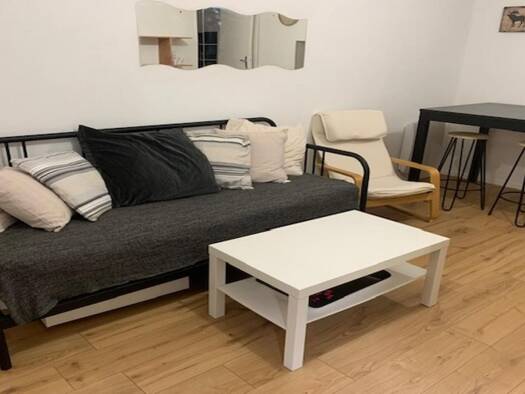 Appartement à vendre 105 000 € 1 pièce 23,1 m² RDC Saint Augustin - Tauzin - Alphonse Dupeux Bordeaux 33000