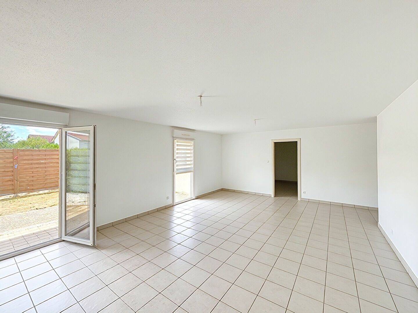Appartement 3 pièces 83 m² · à Golbey · 82,7 m² · 820 €