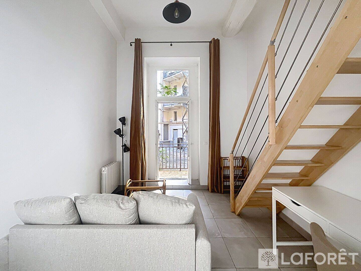 Appartement 1 pièce 25 m² · à Lyon 4ème Arrondissement · 24,5 m² · 850 €