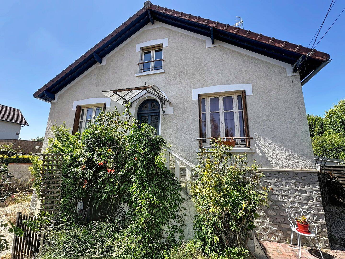 Maison 5 pièces 87 m² · à Châteauneuf-en-Thymerais · 87 m² · 181 000 €