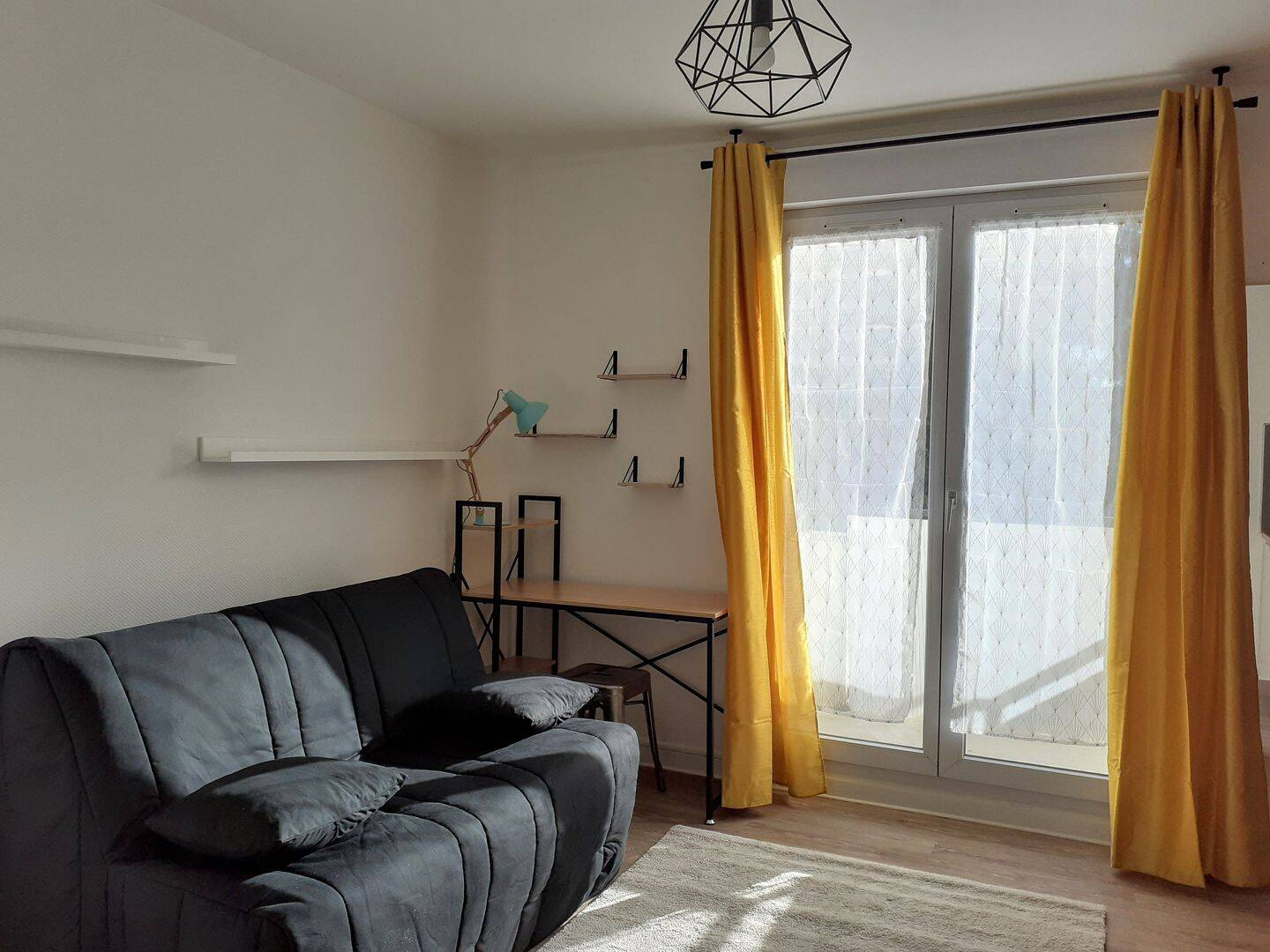 Appartement 1 pièce 17 m² · à Cesson · 17 m² · 550 €/mois
